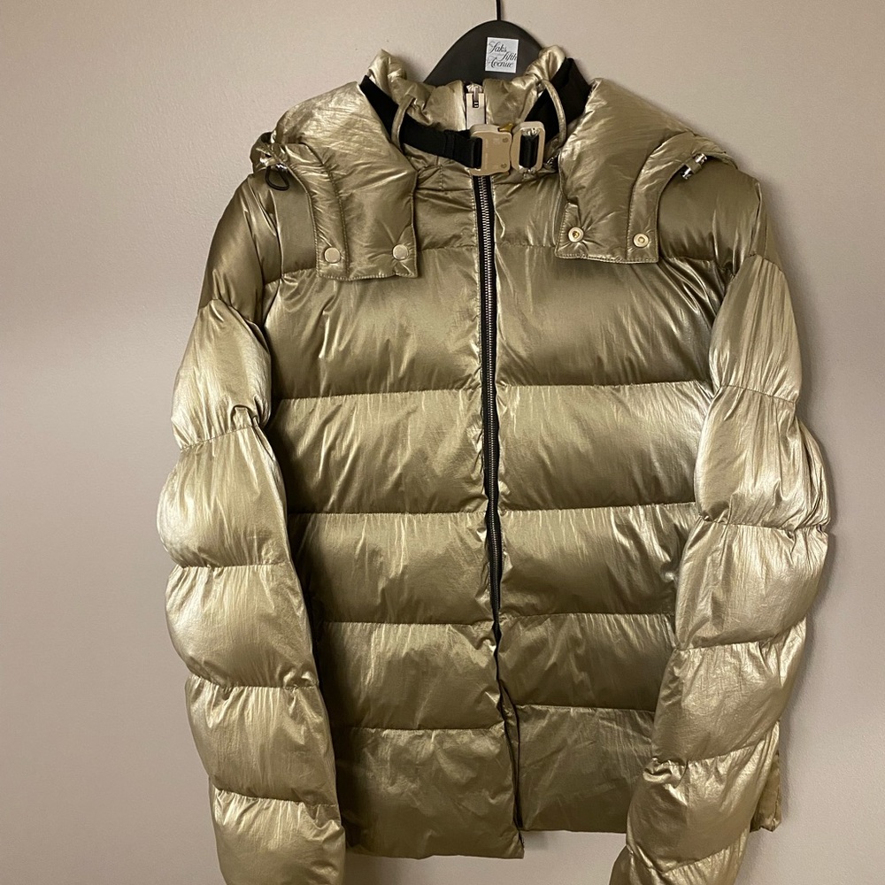 1017 A LY X 9SM Puffer